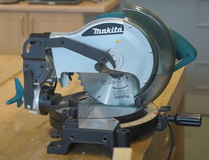 Makita MLS100